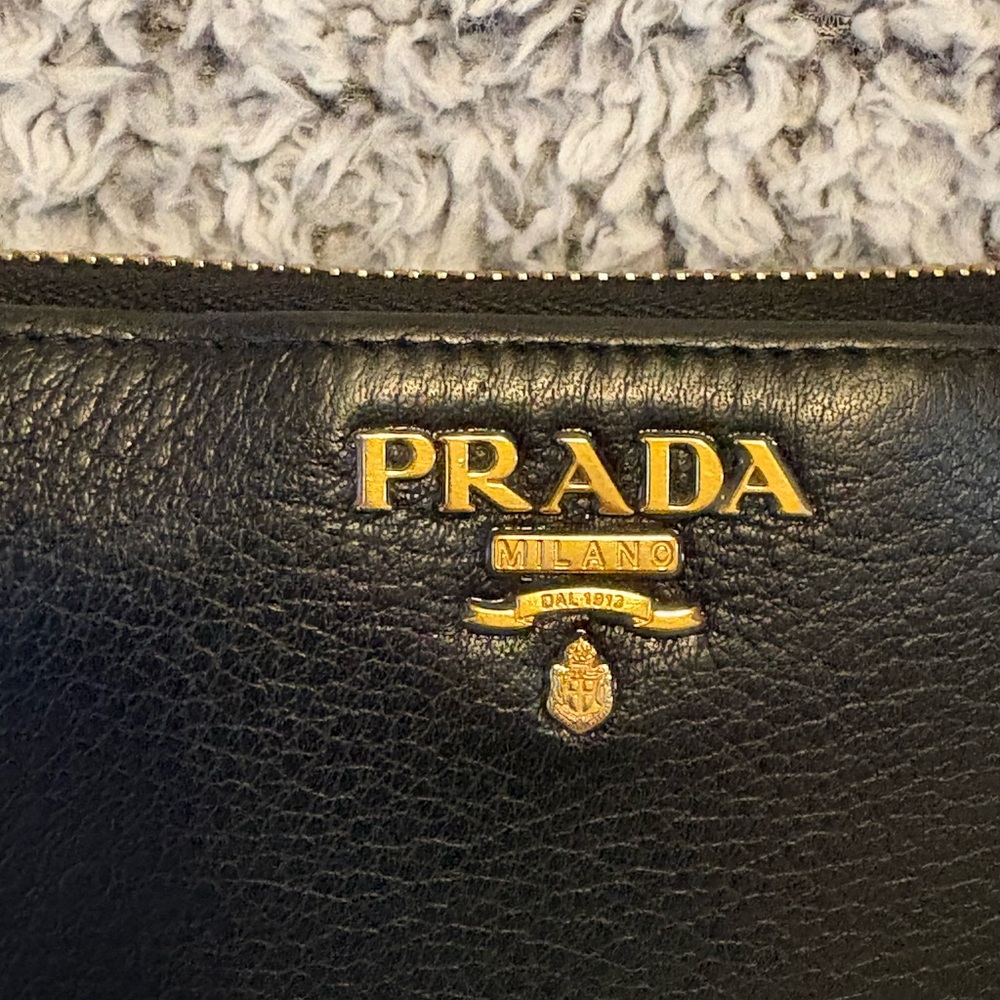 Prada Black Leather Pouch with Gold Logo - Picture 2 of 6